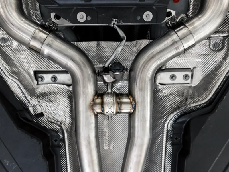 AWE Tuning 2019  Mercedes-Benz C63/S AMG Sedan (W205) Track Edition Exhaust - No Tips