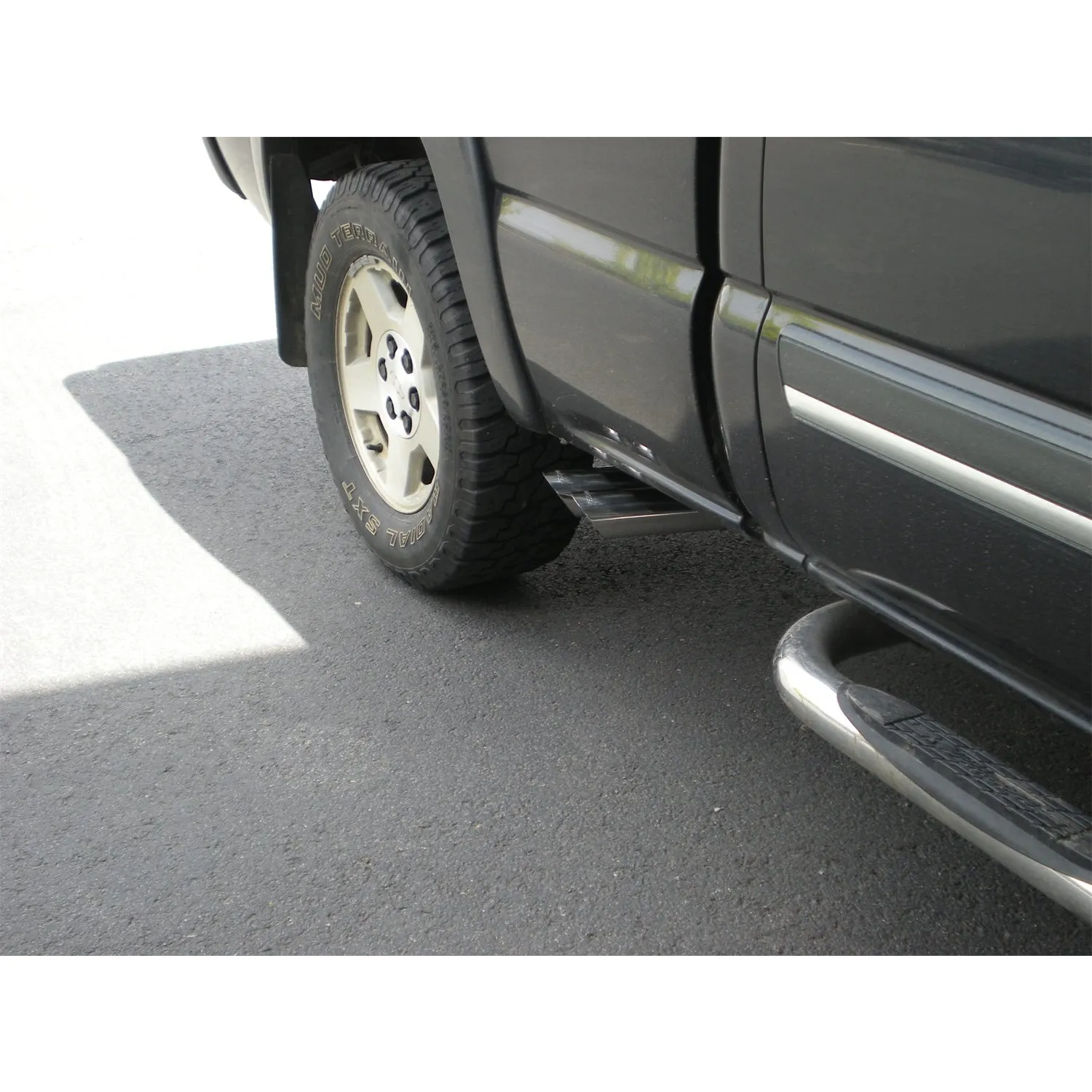 Flowmaster American Thunder Cat-Back Exhaust System - 3 in Diameter - Dual Side Exit - 3 in Polished Tips - Extended Cab - GM Fullsize Truck 1999-2006