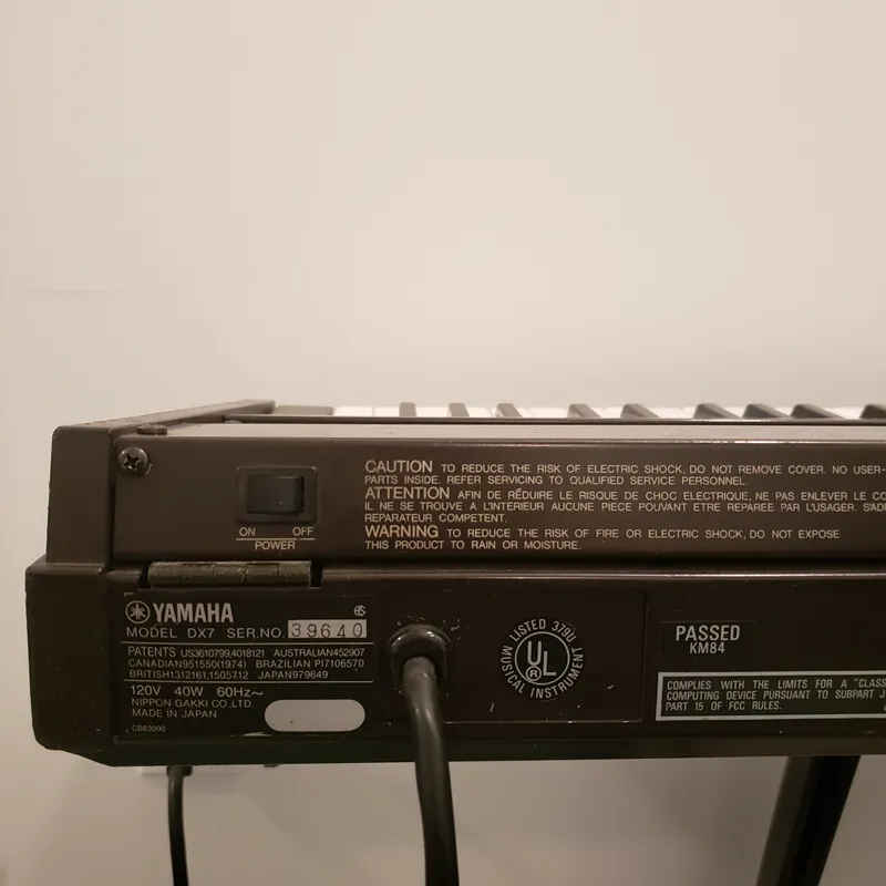Yamaha DX7 with Grey Matter Response E!